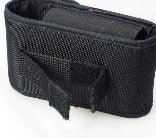 A look at the velcro belt strap on the case included with the 7i. 